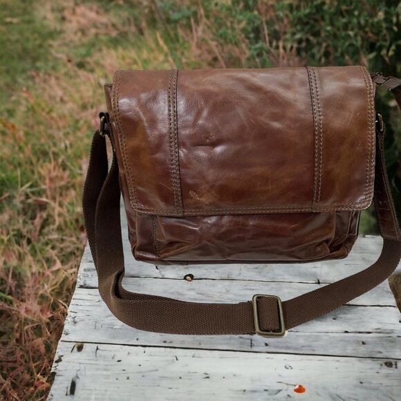 Vintage Fossil Distressed Aged Brown Leather Briefcase Messenger Bag - Picture 2 of 16